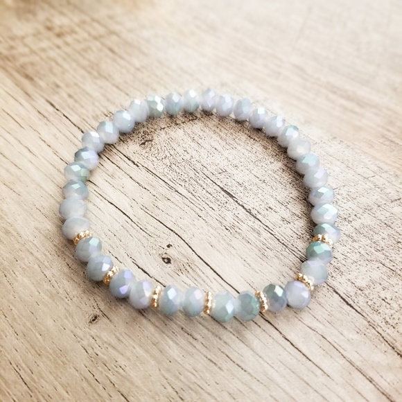 🔒Last1️⃣4PC Glass Crystal Stacking Bracelet Set - Picture 5 of 6